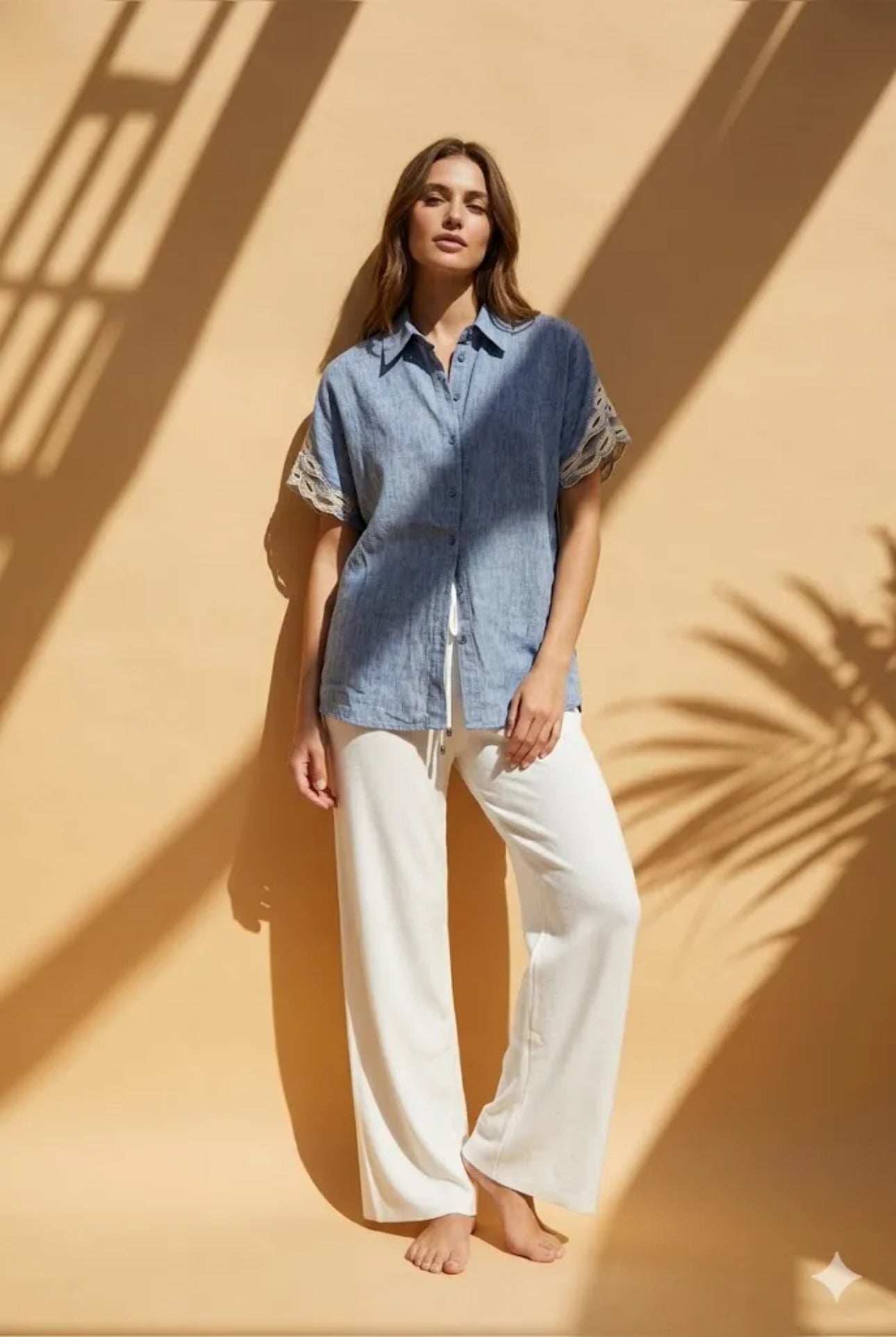 Chemise Femme Manches Courtes en Lin Bleu Chambray Dentelle Crochet
