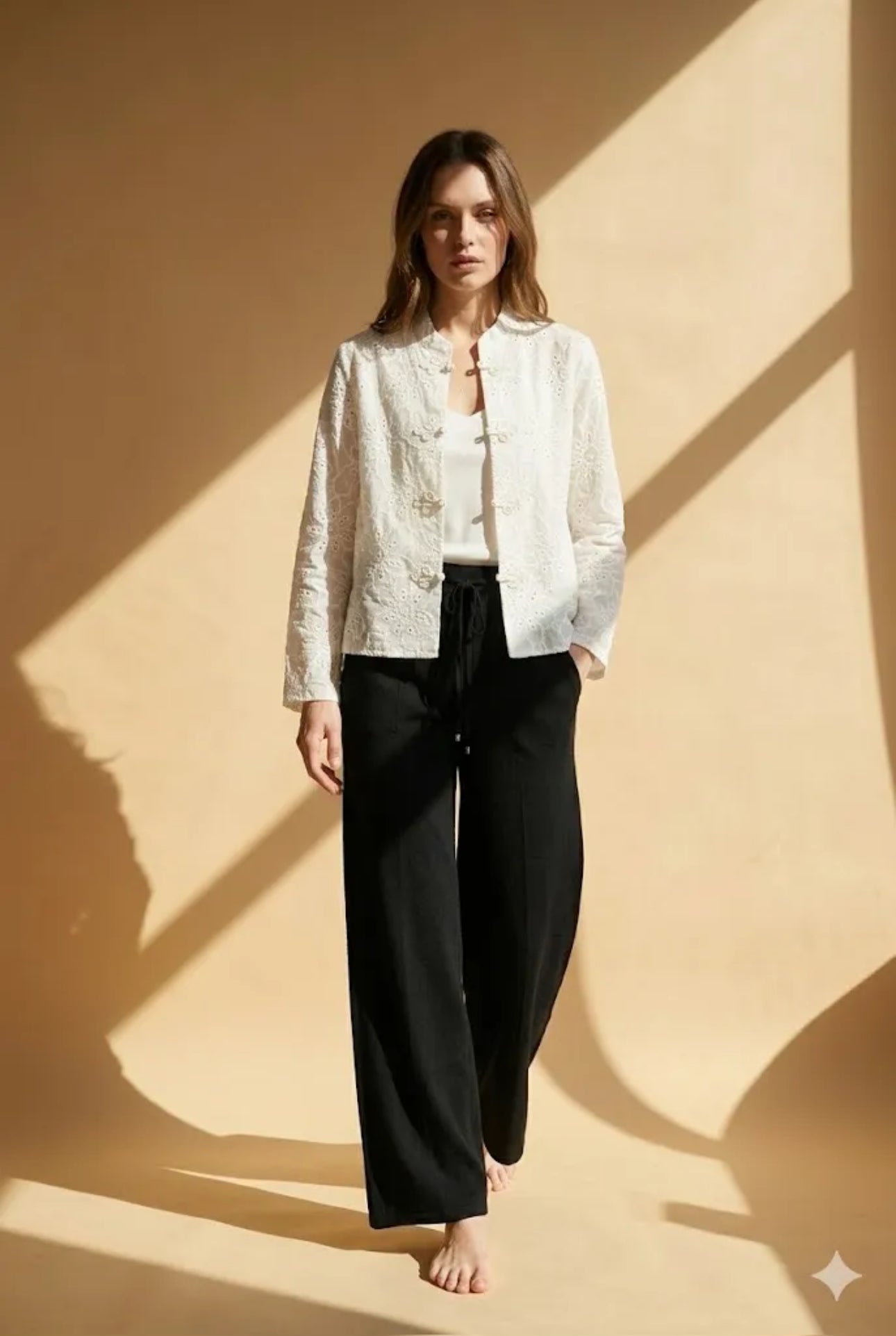Chemise Femme Brodée Blanche Boutons Frog Manches Longues