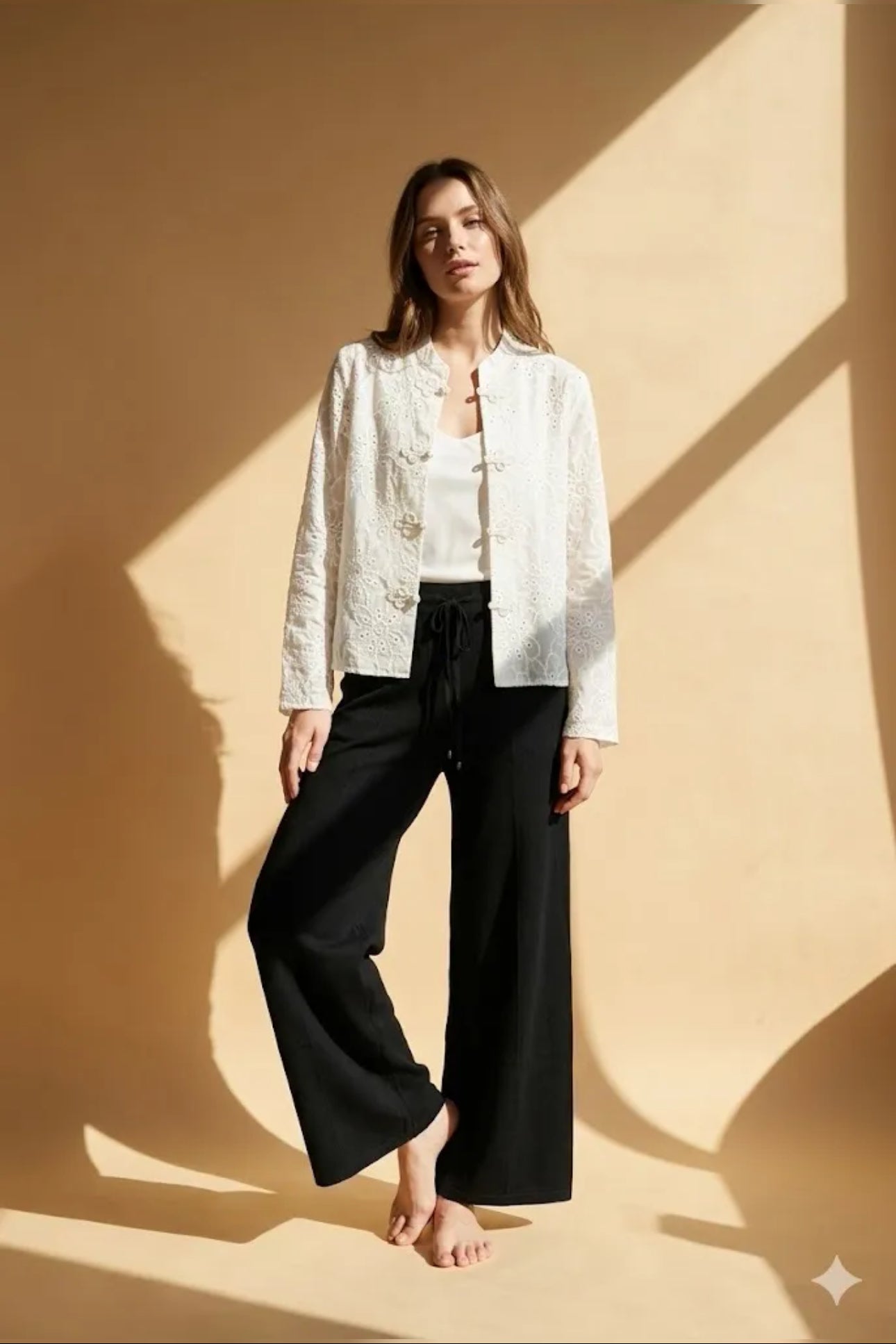 Chemise Femme Brodée Blanche Boutons Frog Manches Longues