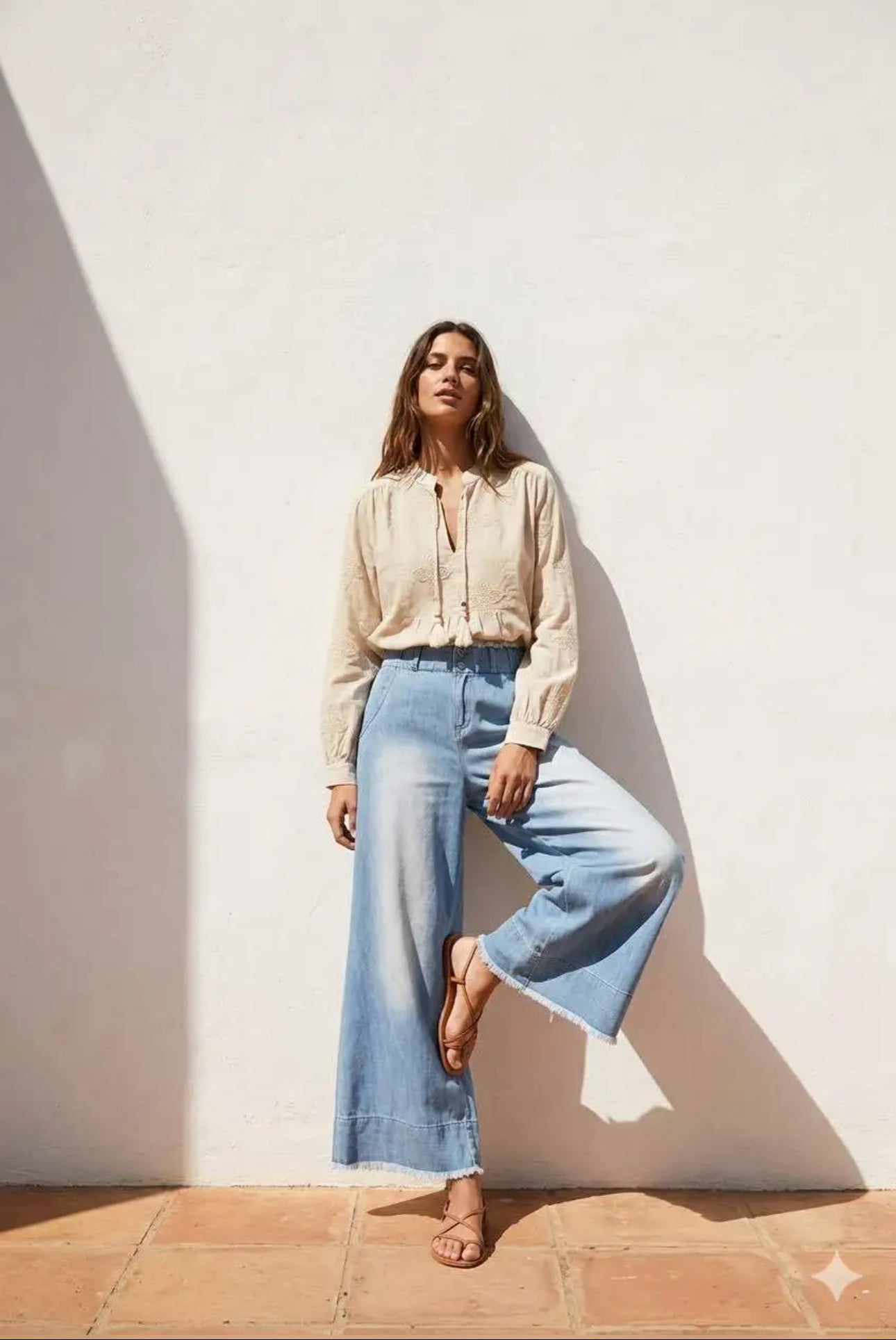 Chemise Femme Bohème Brodée Écrue Manches Longues Col Tunisien