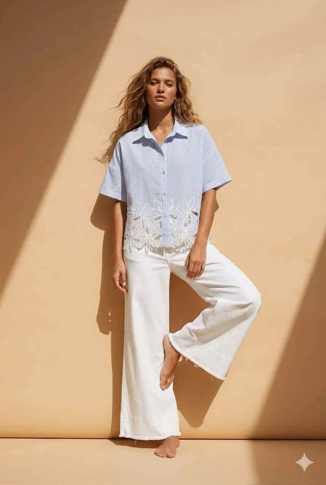 Chemise Femme Rayée Bleu Blanc Manches Courtes Dentelle Fleurie