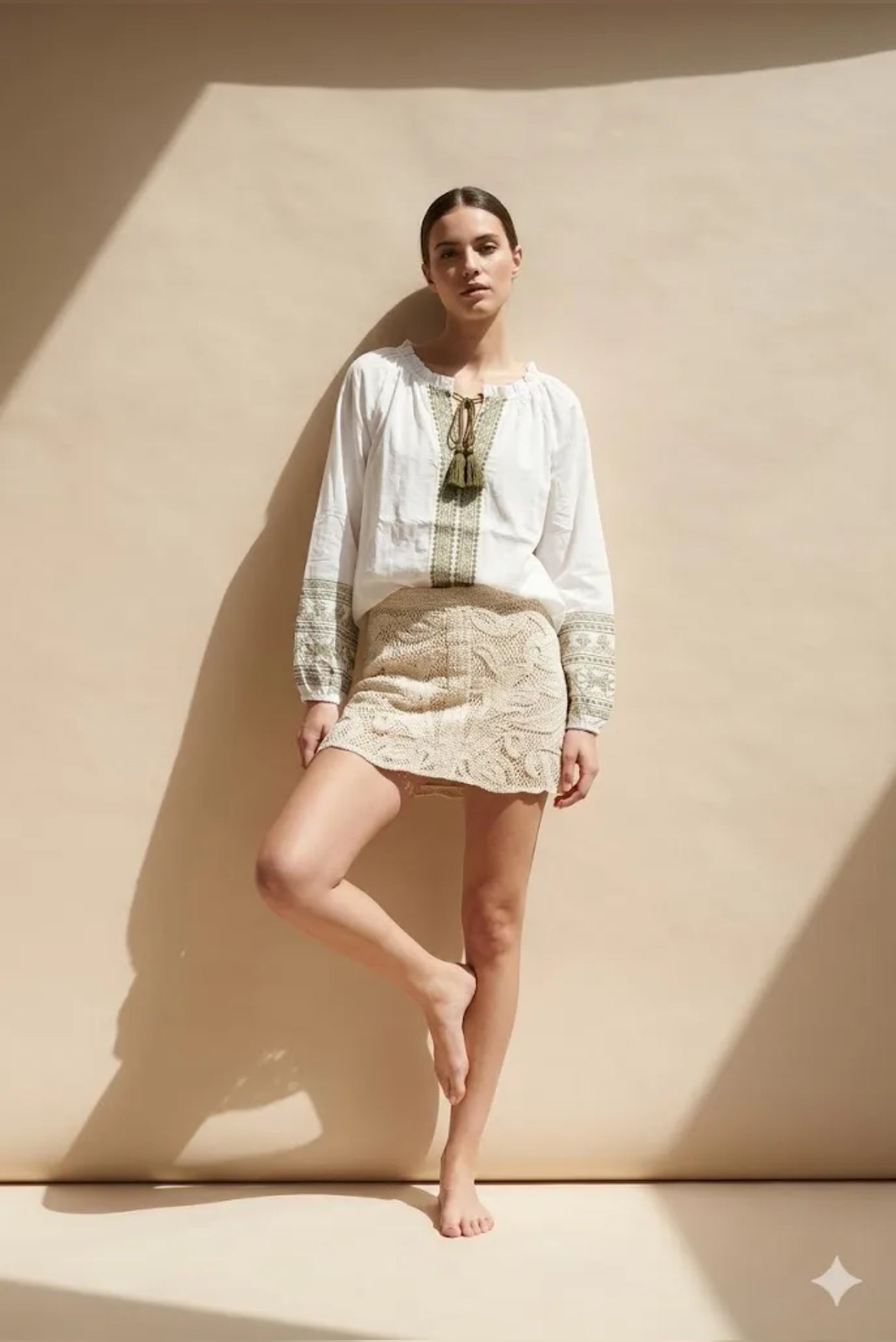 Chemise Femme Bohème Écrue Brodée Motifs Ethniques Manches Longues